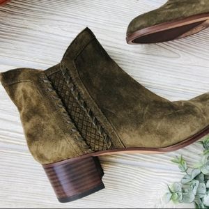 Franco Sarto size 7.5 booties in dark olive